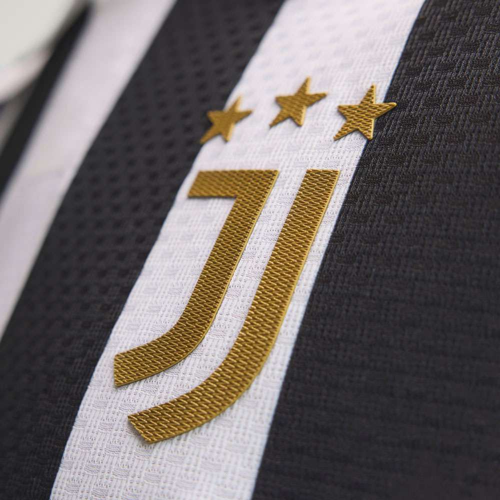 Player Edition Juventus Home Apparel 26/27